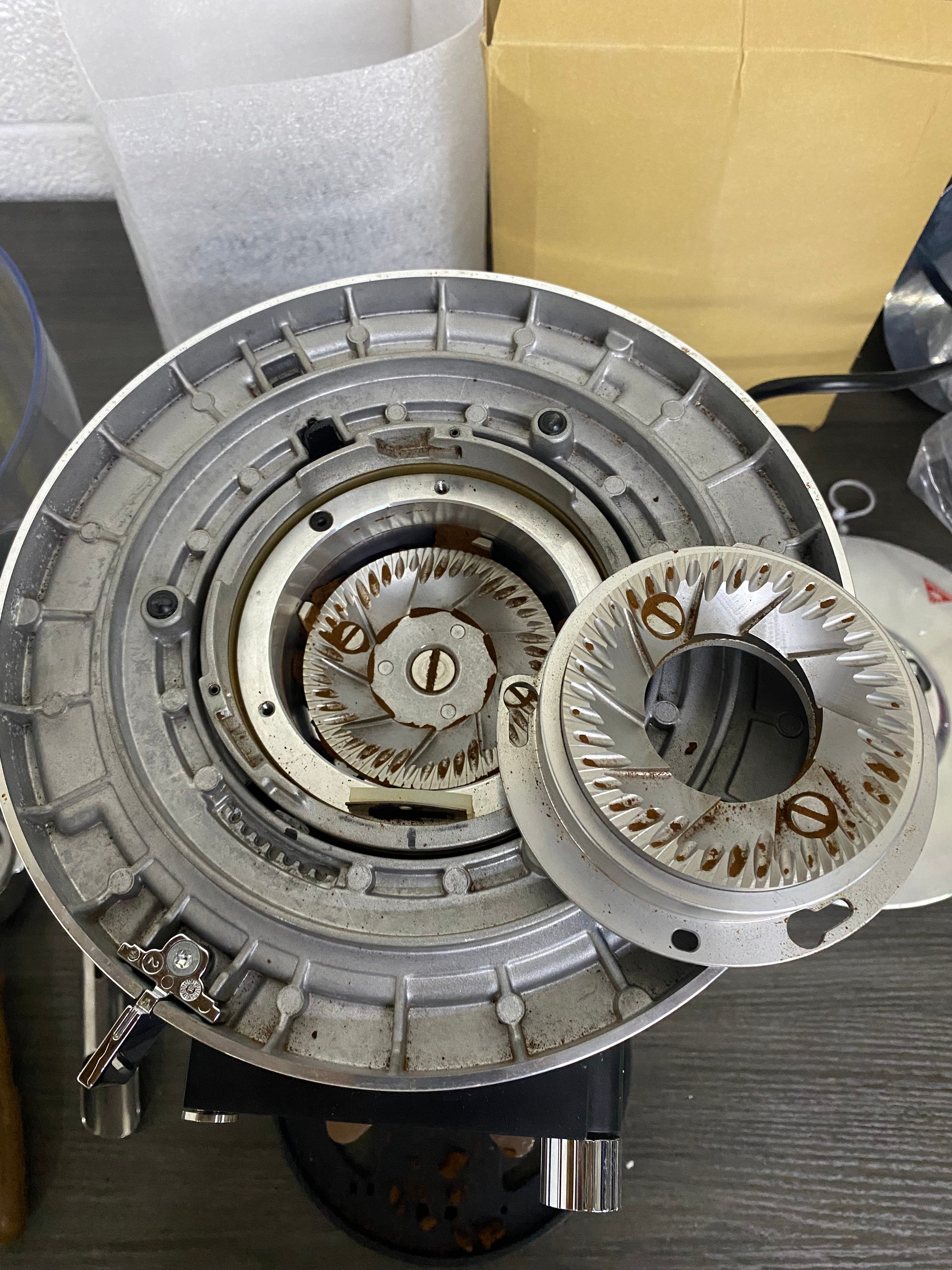 OPEN BOX Mahlkonig E80S Grind-by-Weight (No Sync) Commercial Espresso Grinder - Black - S#667422