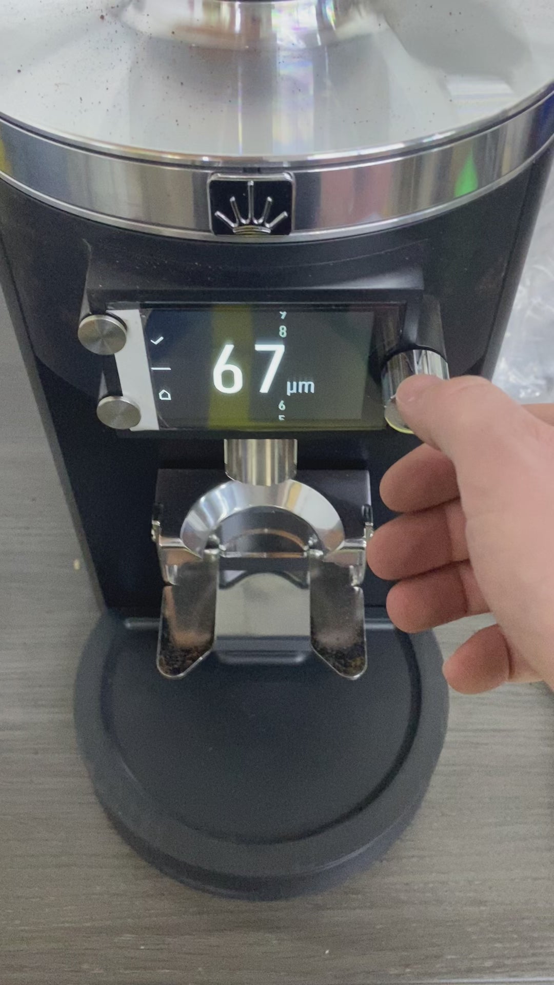 OPEN BOX Mahlkonig E80 W Grind-by-Weight with Sync Commercial Espresso Grinder - Black - S#823575